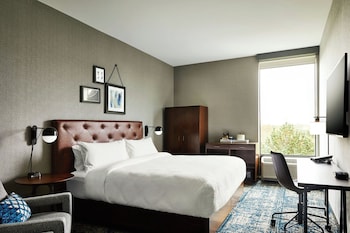 Traditional Room, 1 King Bed