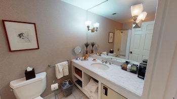 Deluxe Room, 2 Double Beds