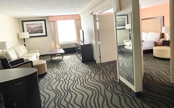 Deluxe Suite, 1 King Bed, Non Smoking