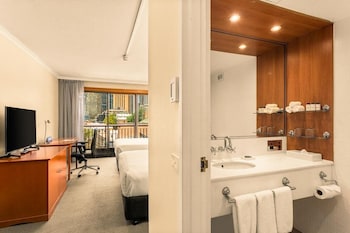 Two Double Beds with Harbour Views