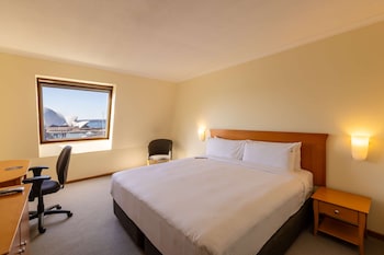 Deluxe King with Harbour View