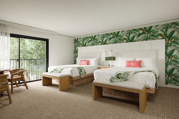 Luxury Room, 2 Queen Beds