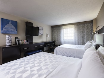 Standard Room, 2 Queen Beds (Communications)
