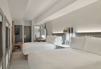 Room, 2 Double Beds (Train Car)