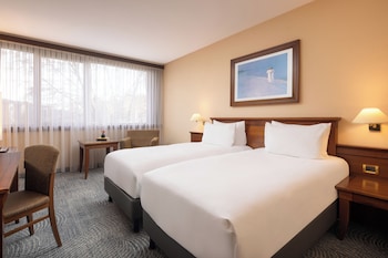 Room, 1 Twin Bed, City View (Twin Guest Room)