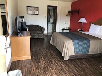 Standard Room, 1 Queen Bed, Non Smoking