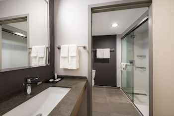 Deluxe Room, 2 Queen Beds