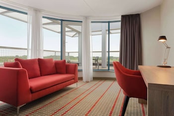 Superior Suite, 1 King Bed, Non Smoking