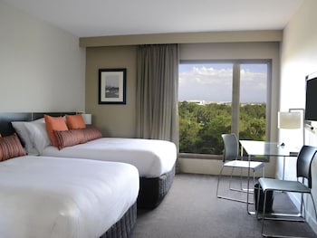 Superior Room, 1 King Bed