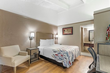 Standard Room, 1 Queen Bed, Smoking