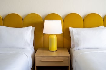 Room, 2 Queen Beds, Tower