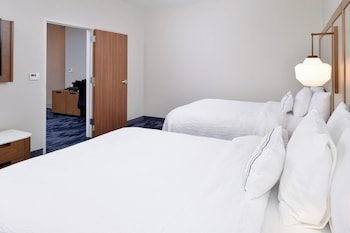 Suite, Multiple Beds