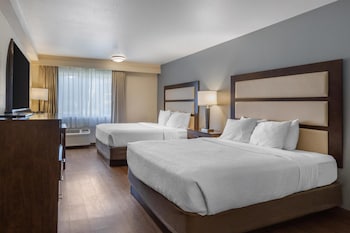 Standard Room, 2 Queen Beds, Non Smoking, Refrigerator & Microwave (Pet Friendly)