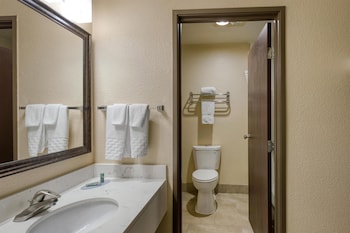 Standard Room, 1 King Bed, Non Smoking, Balcony (2nd Floor)