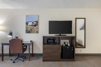 Standard Room, Multiple Beds, Non Smoking, Balcony (2nd Floor)