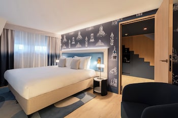 Duplex, Tower (Eiffel Tower View Suite)