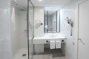 Double Room (King Size)