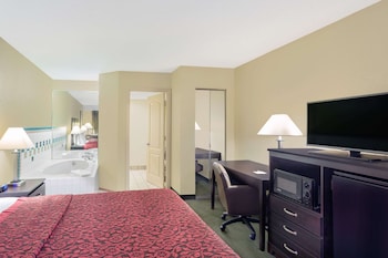 Studio Suite, 1 King Bed, Non Smoking