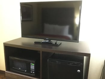 Suite, 1 King Bed, Non Smoking (One-Bedroom)