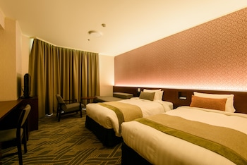 Superior Twin Room, Non Smoking (27sqm, Bed width 120cm)