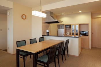 Residential suite, Non smoking, For 3 or more guests, the futon setup will be a self-service.