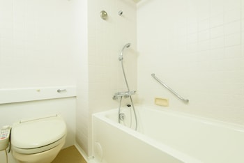 Superior Twin Room, Non Smoking (27sqm, Bed width 120cm)