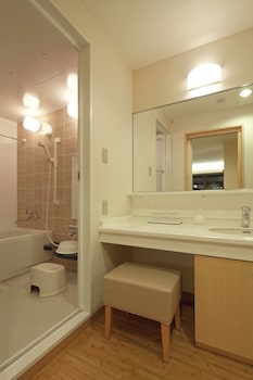 Residential suite, Non smoking, For 3 or more guests, the futon setup will be a self-service.