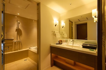 Executive Twin Room, Non Smoking (44sqm, Bed width 120cm)
