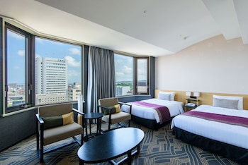 Luxury floor Deluxe Twin, Non Smoking, Exclusive Club Lounge Access (35sqm, Bed width 120cm)