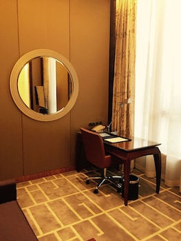 Sky Deluxe Room