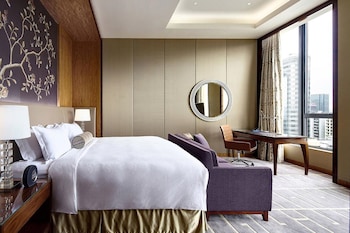 Sky Harbour Room