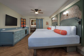 River View. Florida special accessible room with option for hearing accessibility. 2 queen beds.