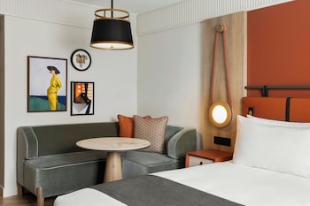 Superior Room, 1 King Bed
