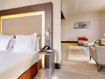 Superior Suite, 1 King Bed with Sofa bed