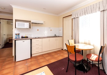 Executive Suite, 1 Bedroom, Non Smoking, Kitchenette