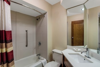 Deluxe Room, 2 Queen Beds, Non Smoking