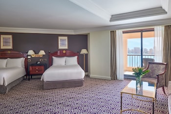 Junior Suite, 2 Twin Beds, Smoking (Nile View)