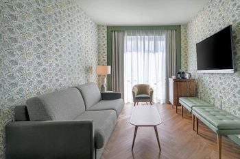 Junior Suite, 1 King Bed