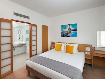 Premier Room, 1 Queen Bed (Executive)