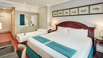Classic Triple Room