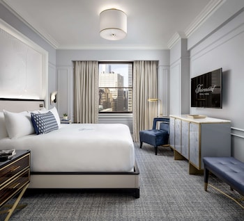 Fairmont Gold, Suite, 1 King Bed, Non Smoking, Club Lounge Access