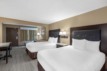 Standard Room, 2 Queen Beds, Non Smoking, Refrigerator & Microwave (Oversized Room)