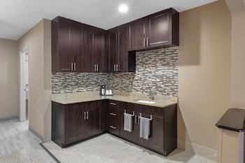 Suite, 1 King Bed, Non Smoking, Refrigerator & Microwave