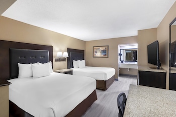 Standard Room, 2 Queen Beds, Non Smoking, Refrigerator & Microwave (Oversized Room)