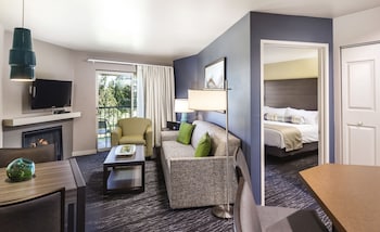 Standard Suite, 1 Bedroom, Non Smoking, Kitchenette