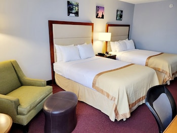Dog Friendly, 2 Double Beds, Non-Smoking, with Refrigerator