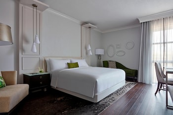 Room, 1 King Bed (Hearing Accessible)