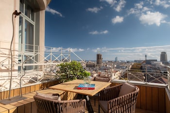 Suite, 1 King Bed, City View (Penthouse, Panoramic)