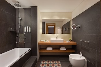 Junior Suite, 1 King Bed