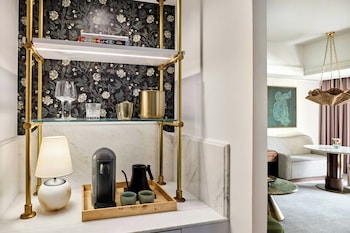 Executive Suite, 1 Bedroom, Resort View